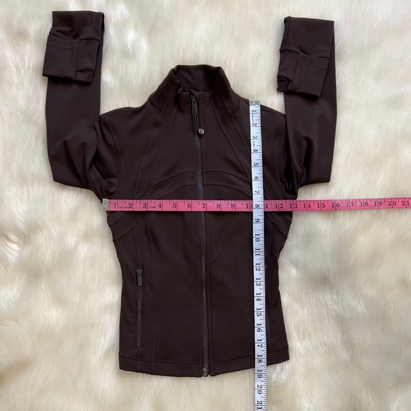‼️SOLD‼️🆕Lululemon🍋 Define Cropped Jacket Nulu Colour Espresso Sz 0 - Picture 11 of 12